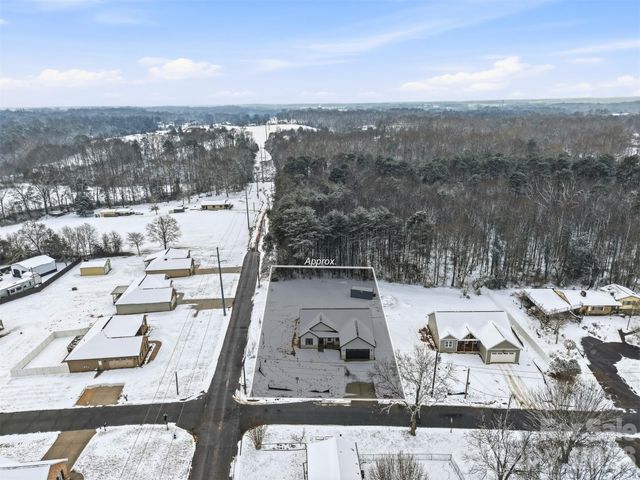 330 E Pine Street, Maiden, NC 28650