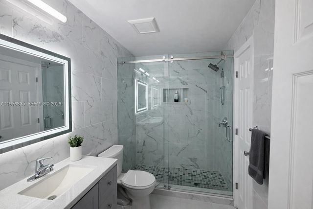 844 W 41st St 47, Hialeah, FL 33012