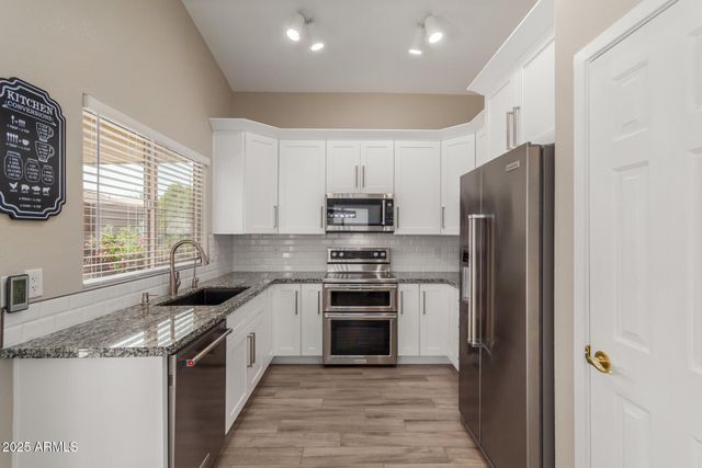 3509 E HAZELTINE Way, Chandler, AZ 85249