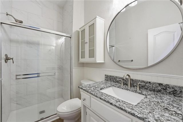 6119 S National Drive, Parkville, MO 64152