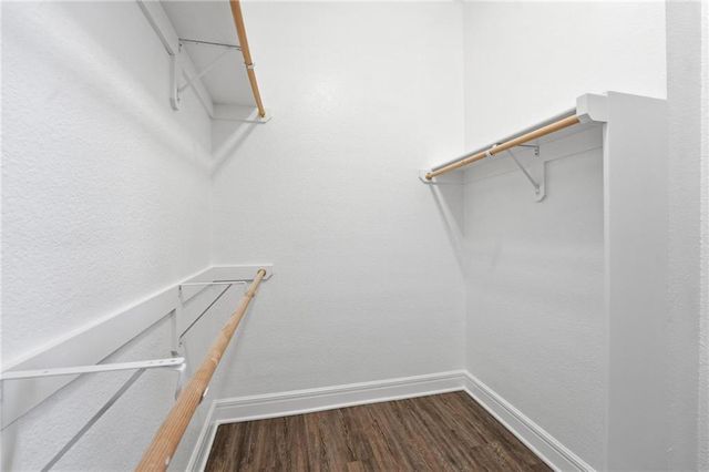 6119 S National Drive, Parkville, MO 64152