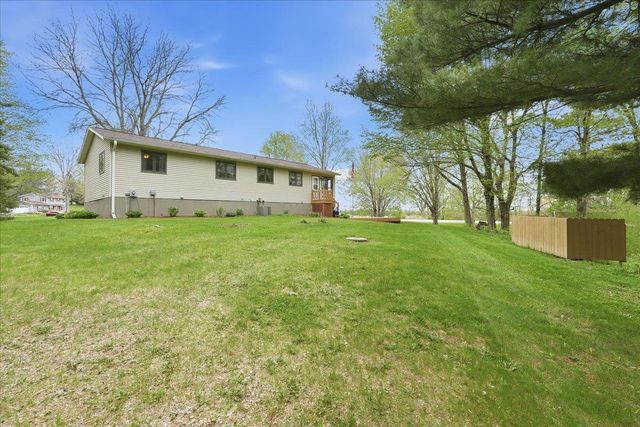2012 Rathert Road, Cottage Grove, WI 53527