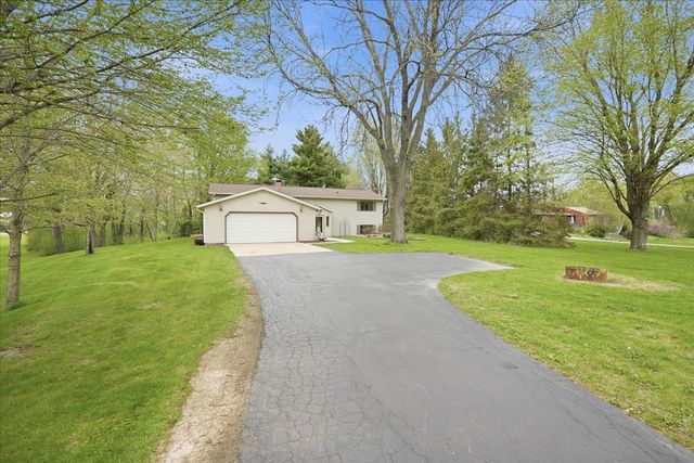 2012 Rathert Road, Cottage Grove, WI 53527