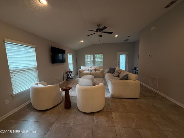 686 GLENDALE Lane, Orange Park, FL 32065