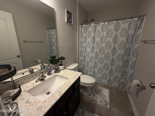 686 GLENDALE Lane, Orange Park, FL 32065
