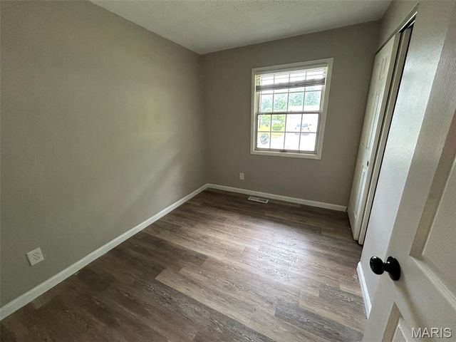 12834 Fox Haven Drive, Florissant, MO 63033