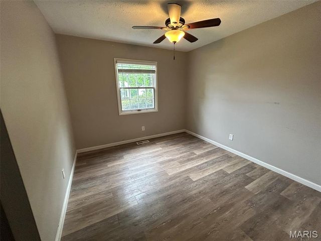 12834 Fox Haven Drive, Florissant, MO 63033