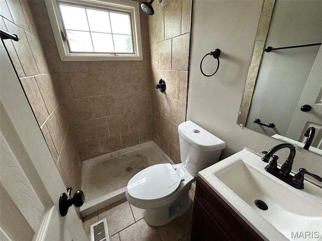 12834 Fox Haven Drive, Florissant, MO 63033