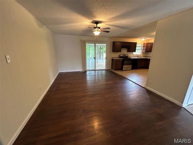 12834 Fox Haven Drive, Florissant, MO 63033