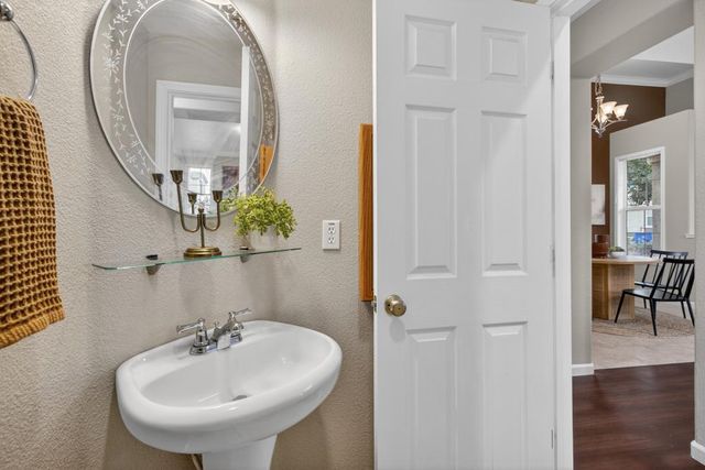 7868 MONALDO Walk, Sacramento, CA 95823