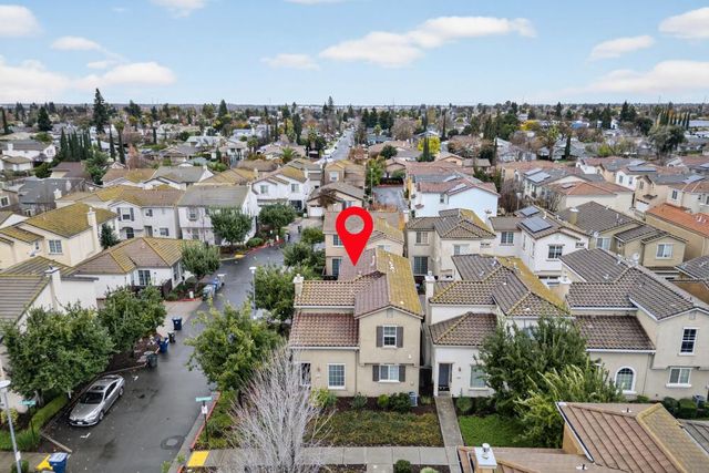 7868 MONALDO Walk, Sacramento, CA 95823