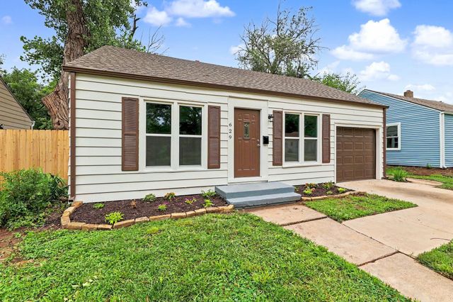 629 N Ridgewood Drive, Wichita, KS 67208