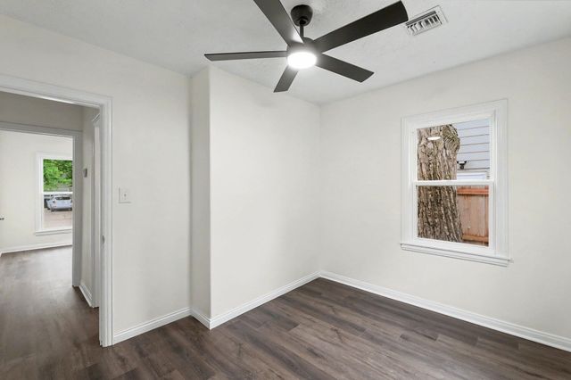629 N Ridgewood Drive, Wichita, KS 67208
