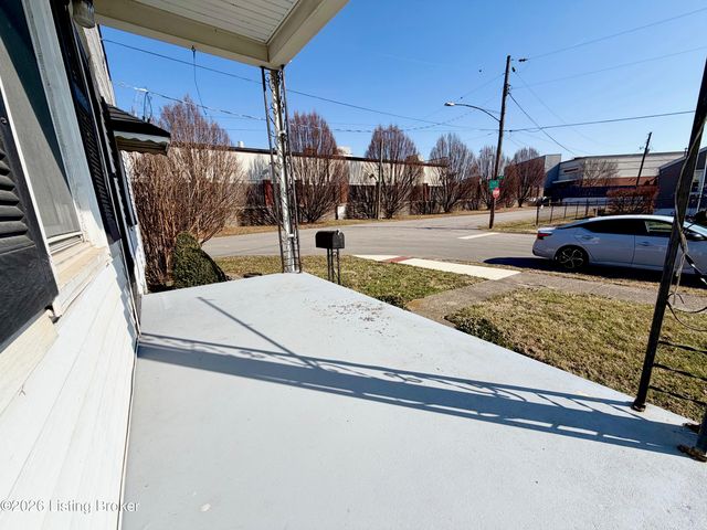 3102 Grant Ave, Louisville, KY 40214