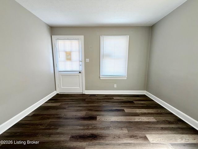 3102 Grant Ave, Louisville, KY 40214