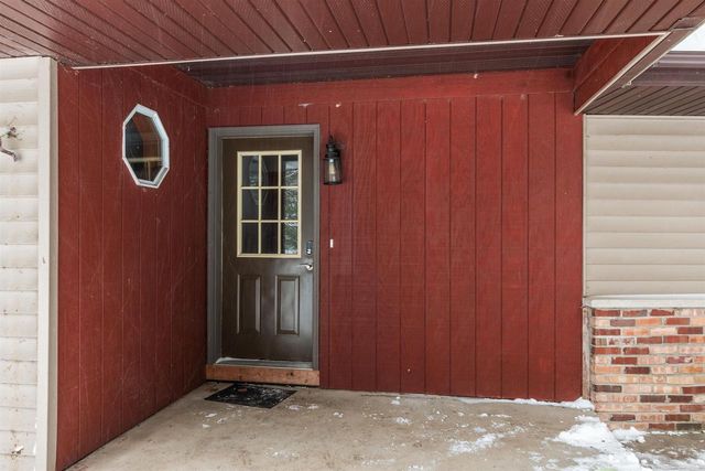 W6764 PORTERS LAKE ROAD, Wautoma, WI 54982