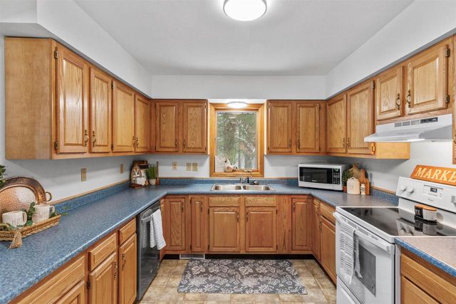 W6764 PORTERS LAKE ROAD, Wautoma, WI 54982