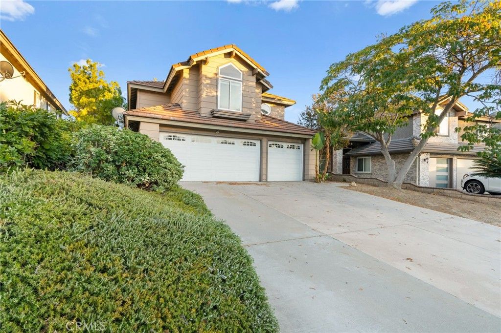 Image 1 of property listing at 40132 White Leaf Lane, Murrieta, CA 92562