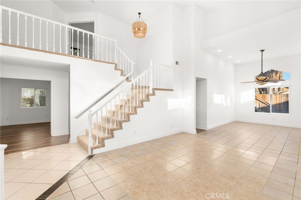 Image 14 of property listing at 40132 White Leaf Lane, Murrieta, CA 92562