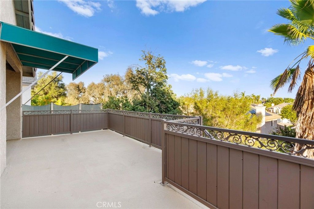 Image 56 of property listing at 40132 White Leaf Lane, Murrieta, CA 92562