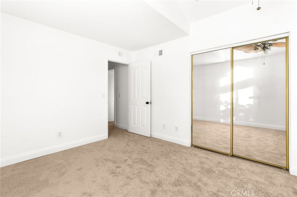 Image 64 of property listing at 40132 White Leaf Lane, Murrieta, CA 92562