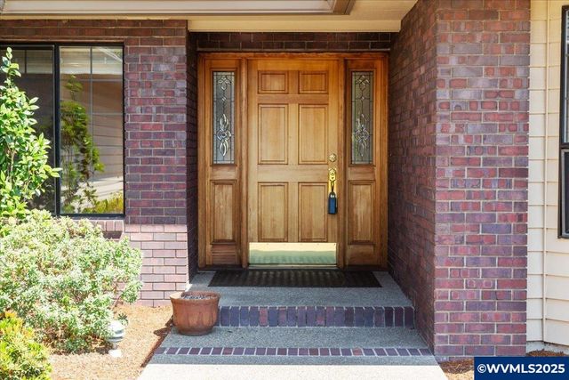 495 Snead Dr N, Keizer, OR 97303