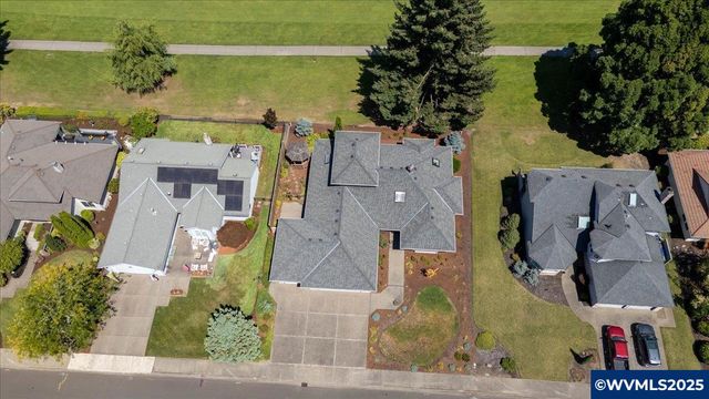 495 Snead Dr N, Keizer, OR 97303