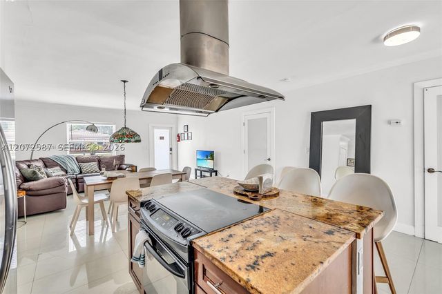 1413 Funston, Hollywood, FL 33020
