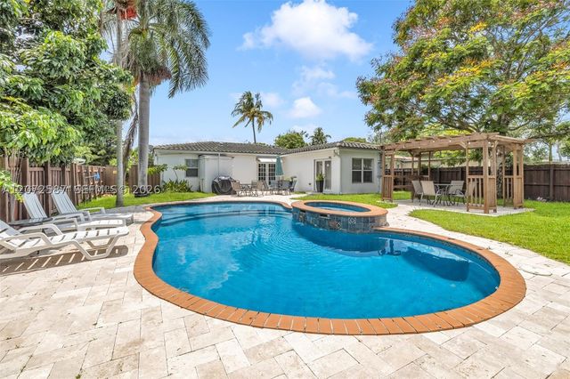 1413 Funston, Hollywood, FL 33020