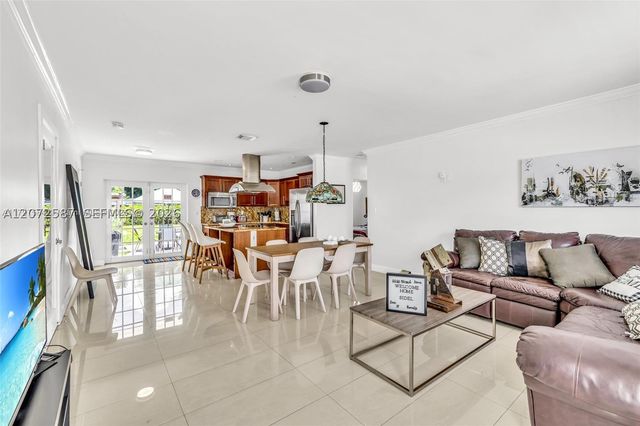 1413 Funston, Hollywood, FL 33020
