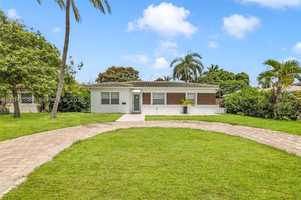 1413 Funston, Hollywood, FL 33020