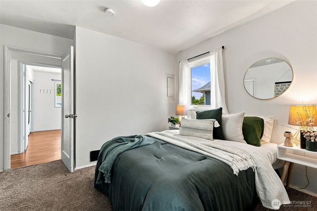 10303 B Street E, Tacoma, WA 98445
