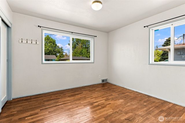 10303 B Street E, Tacoma, WA 98445