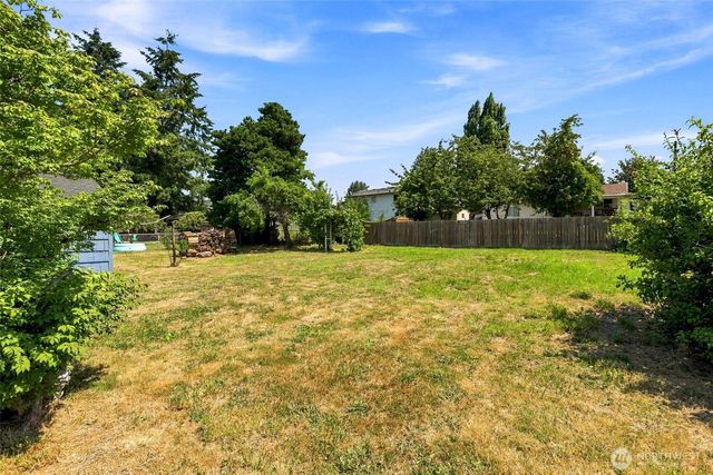 10303 B Street E, Tacoma, WA 98445