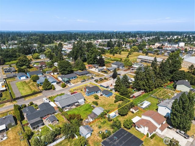 10303 B Street E, Tacoma, WA 98445