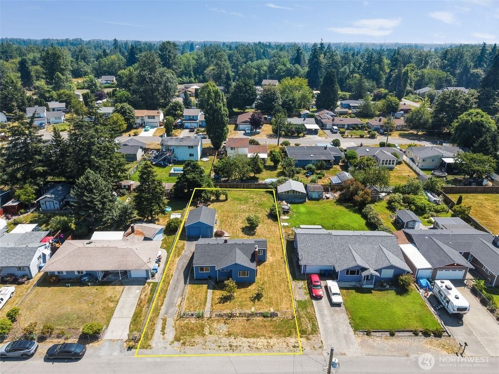 10303 B Street E, Tacoma, WA 98445