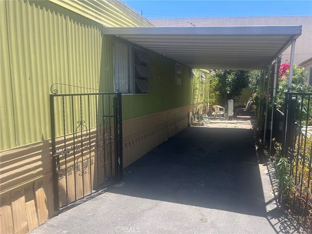 1203 W 6th Street 81, Corona, CA 92884