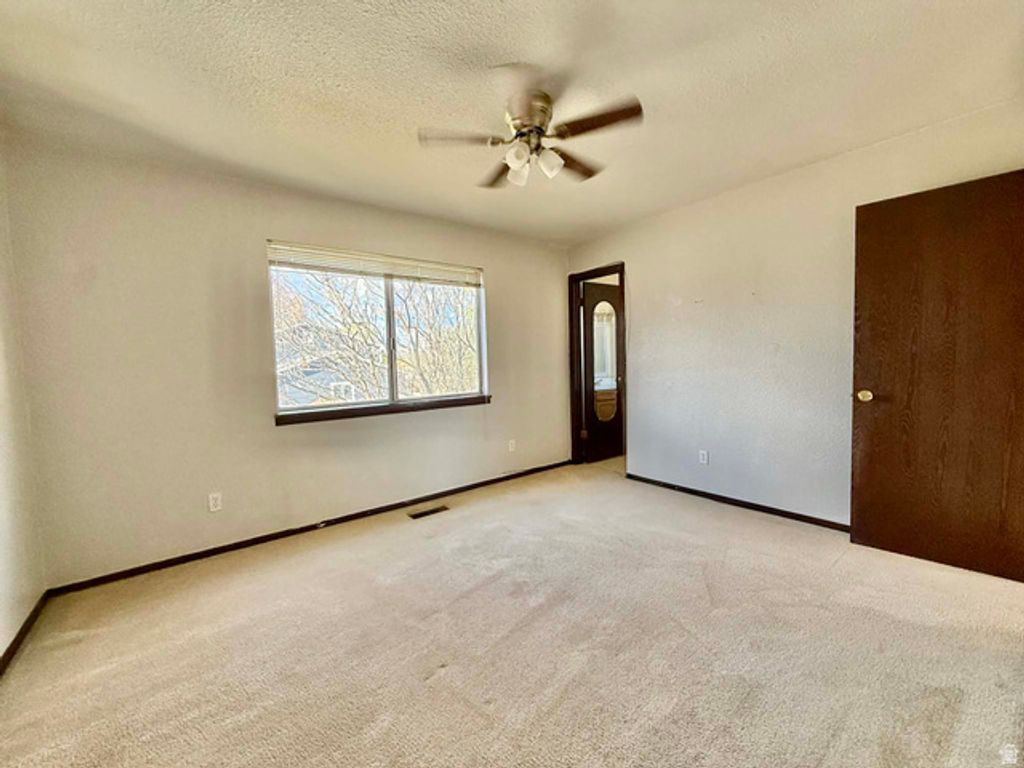 Image 11 of property listing at 1342 W 150 S, Vernal, UT 84078