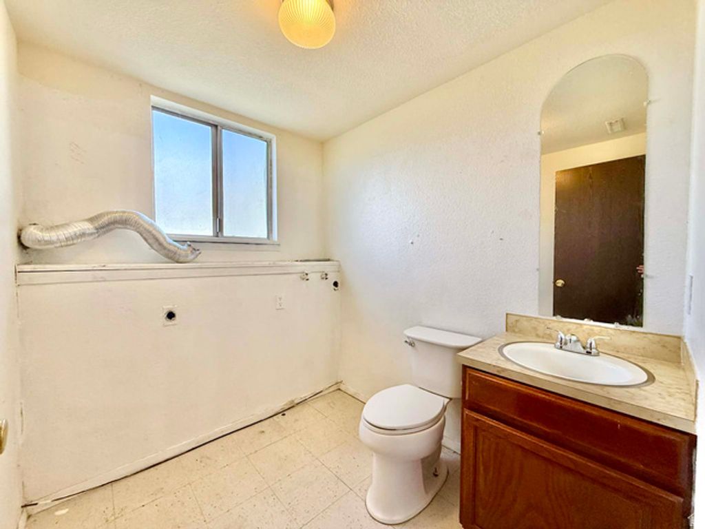 Image 21 of property listing at 1342 W 150 S, Vernal, UT 84078