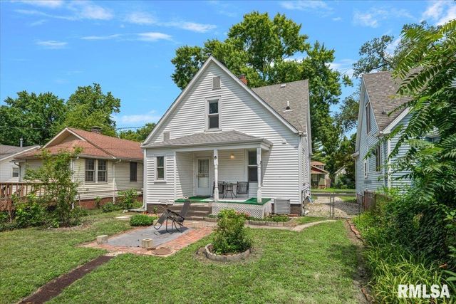 1517 STATE Street, Springfield, IL 62704