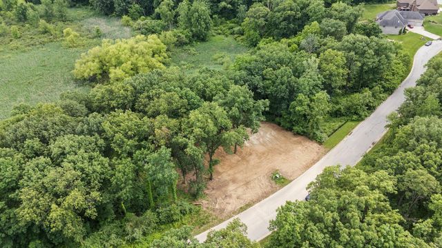 753 Verdano Terrace, Crown Point, IN 46307