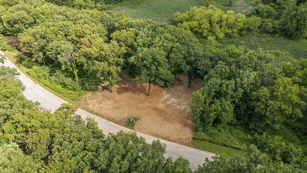 753 Verdano Terrace, Crown Point, IN 46307