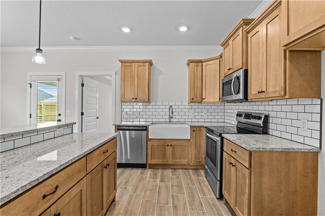 4281 W Barhem Drive, Fayetteville, AR 72704