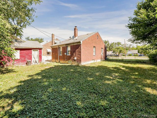 20040 Moross Road, Detroit, MI 48224