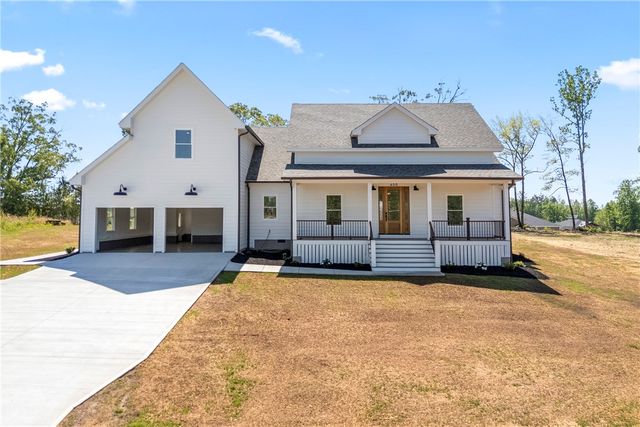 450 Falcons Lair West Drive, Walhalla, SC 29691