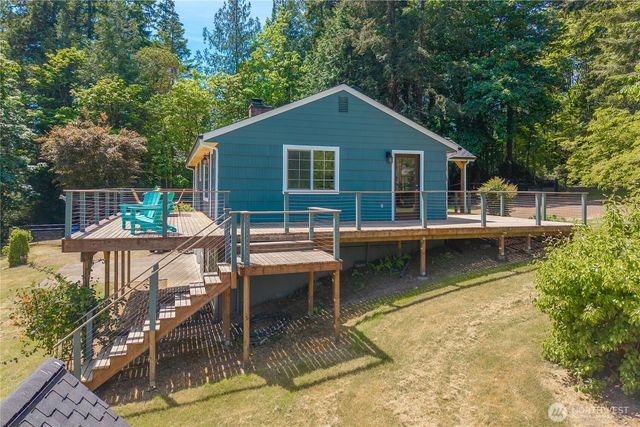 17208 3rd Avenue NW, Lakebay, WA 98349
