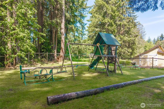 17208 3rd Avenue NW, Lakebay, WA 98349