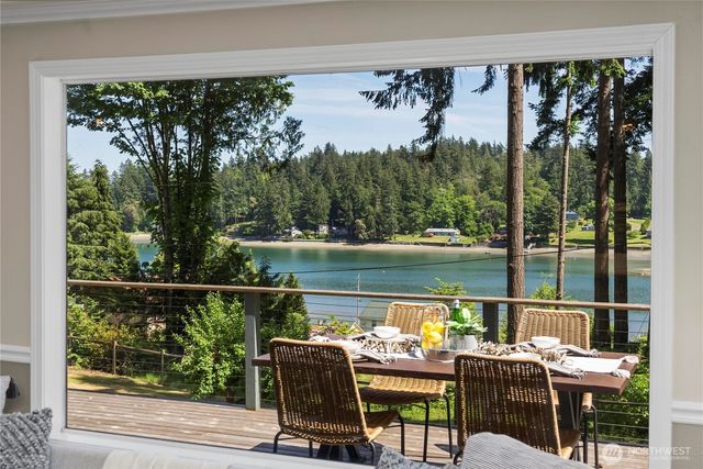 17208 3rd Avenue NW, Lakebay, WA 98349