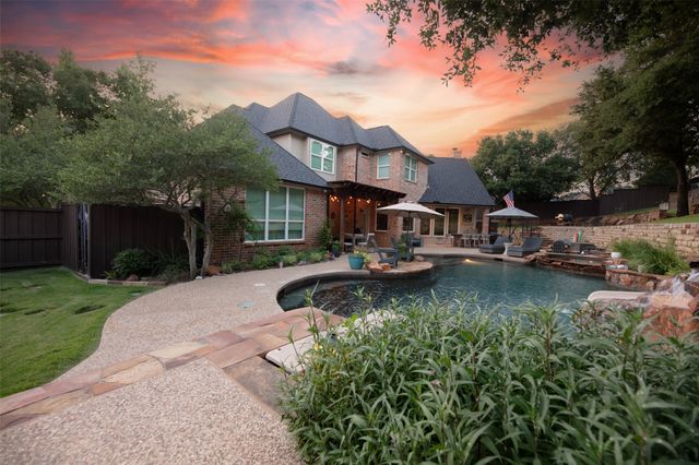 805 Lake Breeze Drive, Highland Village, TX 75077
