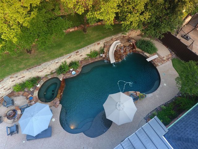 805 Lake Breeze Drive, Highland Village, TX 75077